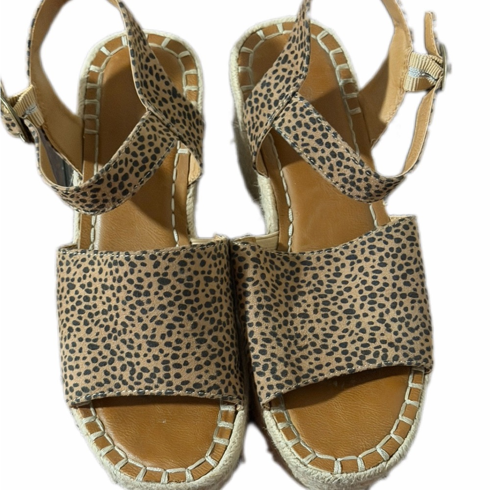Universal Thread Leopard Print Espadrille Wedge Sandals - Tan/Black